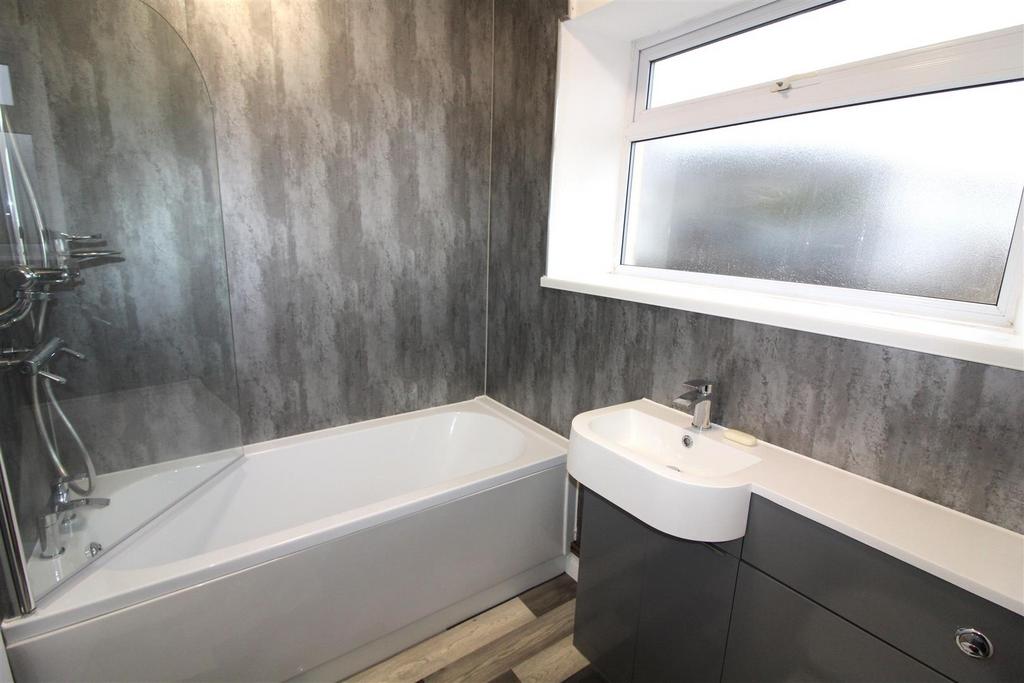 Modern Bathroom