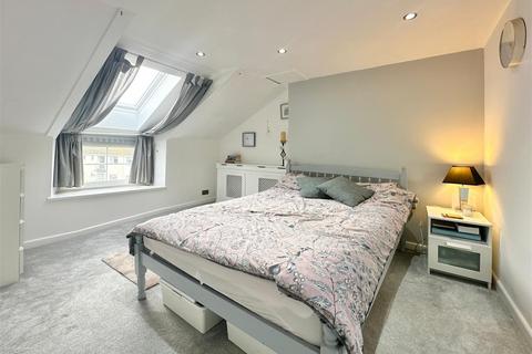 4 bedroom semi-detached house for sale, Milton Street, Brixham
