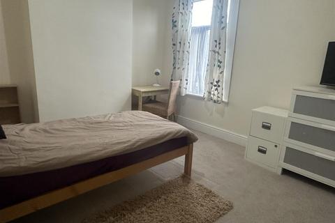 2 bedroom end of terrace house for sale - Bulls Head Lane, Stoke Green, Coventry * NO UPWARD CHAIN *