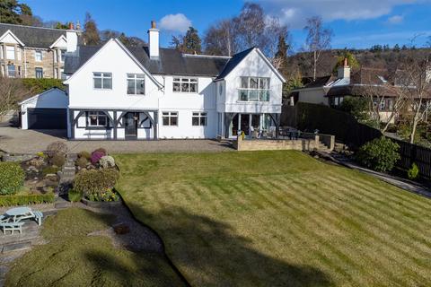 25 Brompton Terrace, Perth, PH2 7AE