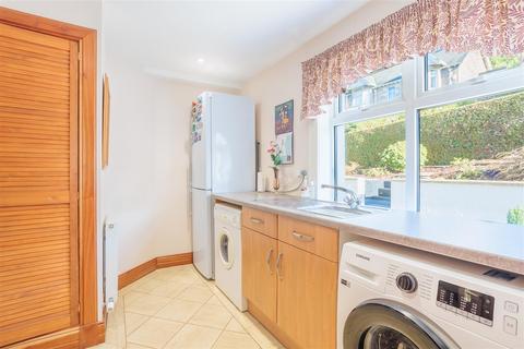 25 Brompton Terrace, Perth, PH2 7AE