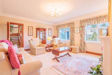 25 Brompton Terrace, Perth, PH2 7AE