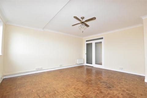 3 bedroom flat for sale, Robertson Terrace, Hastings TN34