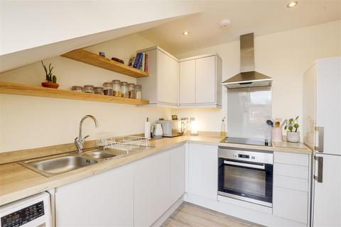 2 bedroom apartment for sale, Carlton Road, Sneinton NG3