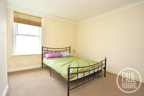 2 bedroom terraced house for sale, Wellington Cottages, Clapham Road North, Lowestoft, NR32