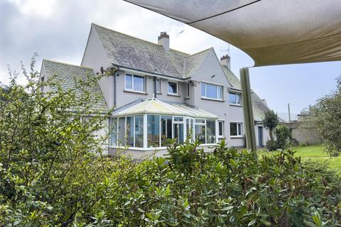 4 bedroom house for sale, Bull Bay Road, Amlwch