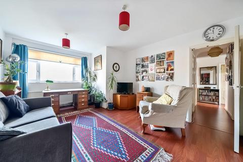 2 bedroom flat for sale, Beacon Road, London, SE13 6EG