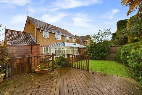 2 bedroom semi-detached house for sale - Whytecliffs, Broadstairs, CT10