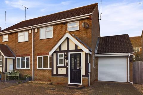 2 bedroom semi-detached house for sale - Whytecliffs, Broadstairs, CT10