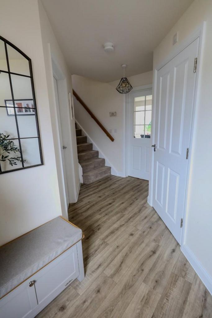 3 - Hallway.jpg