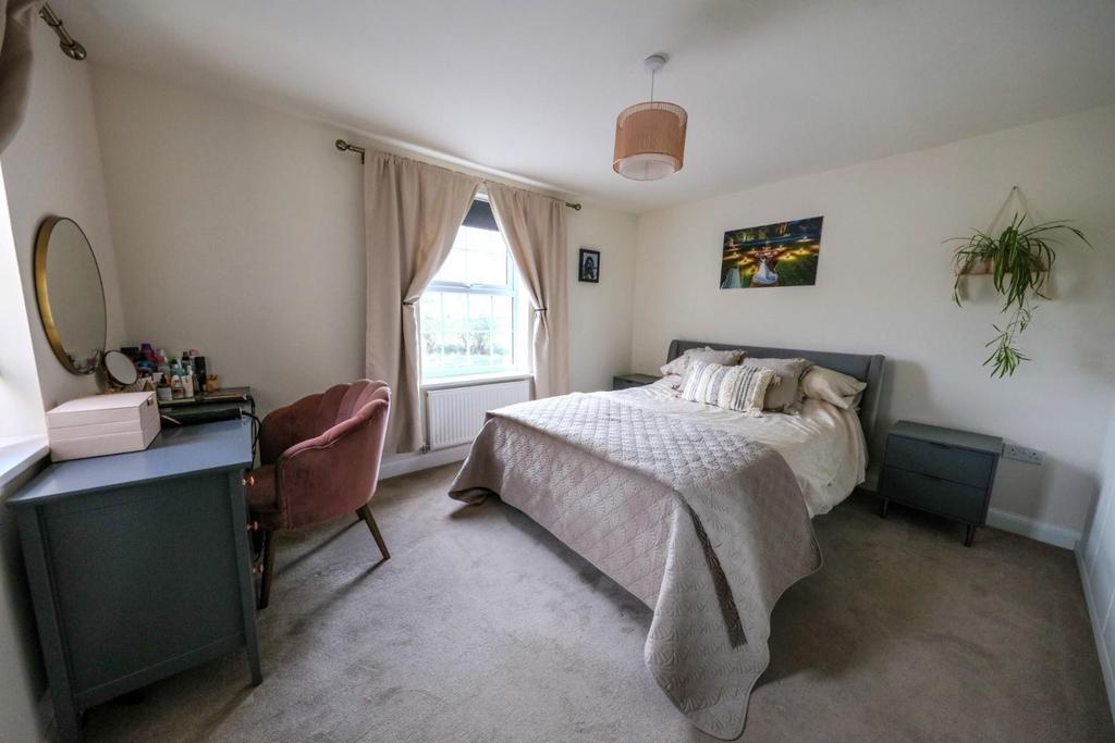 8 - Bedroom 1.jpg