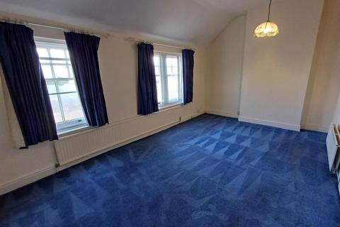 47 Walsall Road, Four Oaks, Sutton Coldfield, B74 4NH