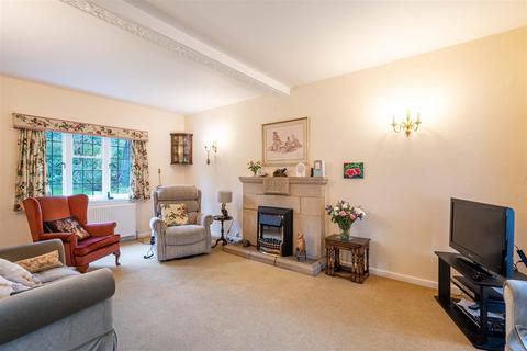 17 Oaklands Road, Sutton Coldfield, B74 2TB