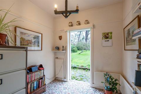 17 Oaklands Road, Sutton Coldfield, B74 2TB