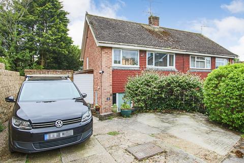 3 bedroom semi-detached house for sale - Woods Hill Close, Ashurst Wood, RH19