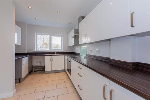 3 bedroom terraced house for sale, Primary Road, Slough
