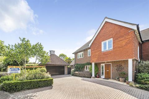 4 bedroom detached house for sale, The Chantry, Headcorn, Ashford