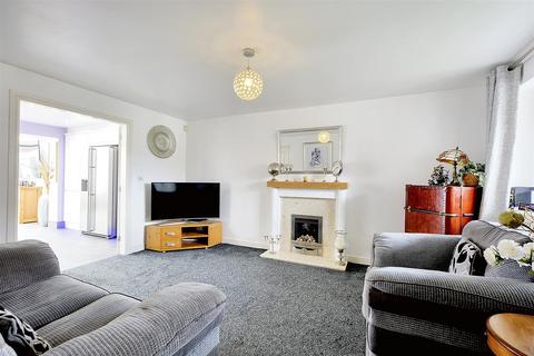 16 Copestake Close, Long Eaton, Nottingham, NG10 3ST