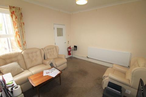 1 bedroom property to rent, Lower Road, Beeston, Nottingham, NG9 2GT