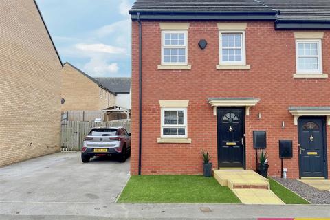 2 bedroom semi-detached house for sale, Girnhill Lane, Featherstone, Pontefract