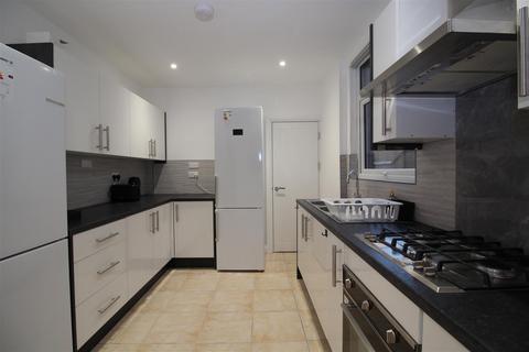 4 bedroom house to rent, Evington Road, Leicester