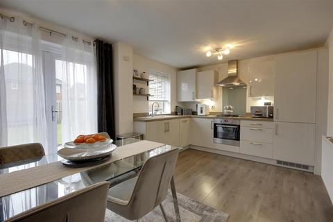 4 Airedale Drive, Brough, HU15 1US