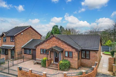 3 bedroom detached bungalow for sale, Brayshaw Road, Wakefield WF3