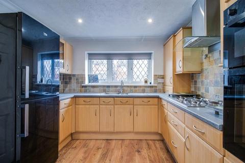 8 Brayshaw Road, East Ardsley, Wakefield, WF3 2JJ