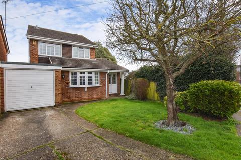 17 Bakers Close, South Woodham Ferrers, Chelmsford, CM3 5JF