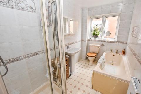 17 Bakers Close, South Woodham Ferrers, Chelmsford, CM3 5JF