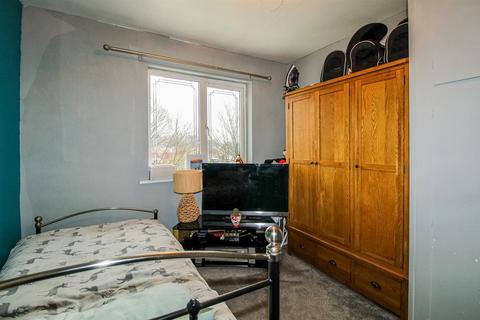 4 Flanshaw Crescent, Wakefield, WF2 9LE