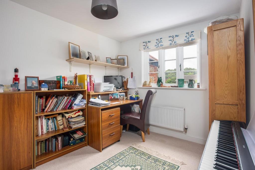 Bedroom (First Floor)
