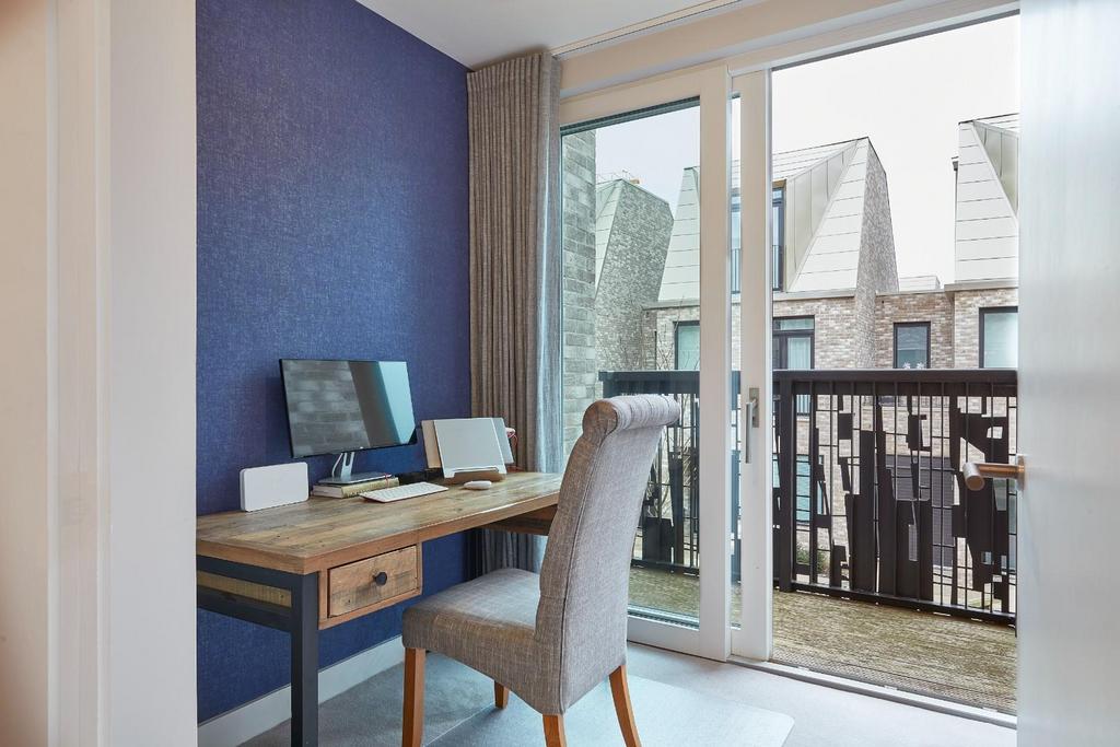 Florey Terrace Cambridge 110124 20.jpg