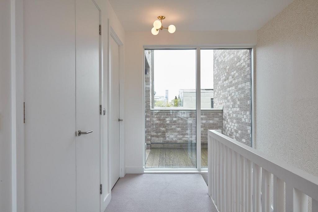 Florey Terrace Cambridge 110124 21.jpg