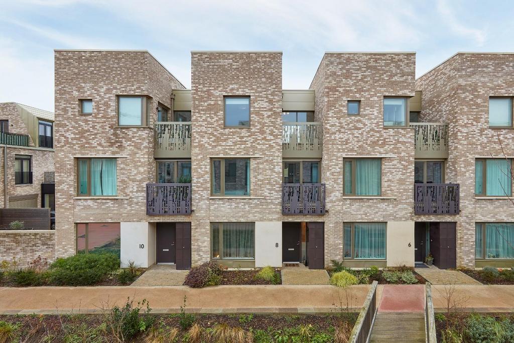 Florey Terrace Cambridge 110124 0.jpg