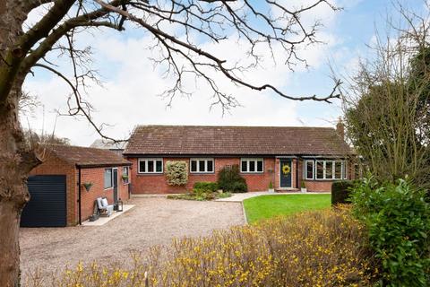 4 bedroom detached house for sale, Roecliffe