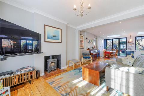 34 Faraday Road, London, SW19 8PD