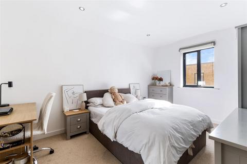 2 bedroom flat for sale, Milner Road, Wimbledon SW19