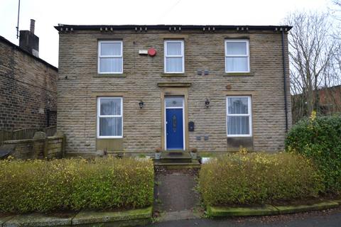 3 bedroom detached house for sale, Snelsins Lane, Cleckheaton