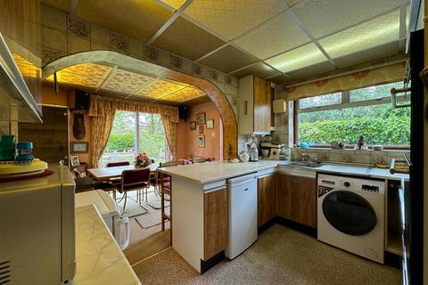 8 Cedar Grove, Burnham-on-crouch, CM0 8DQ