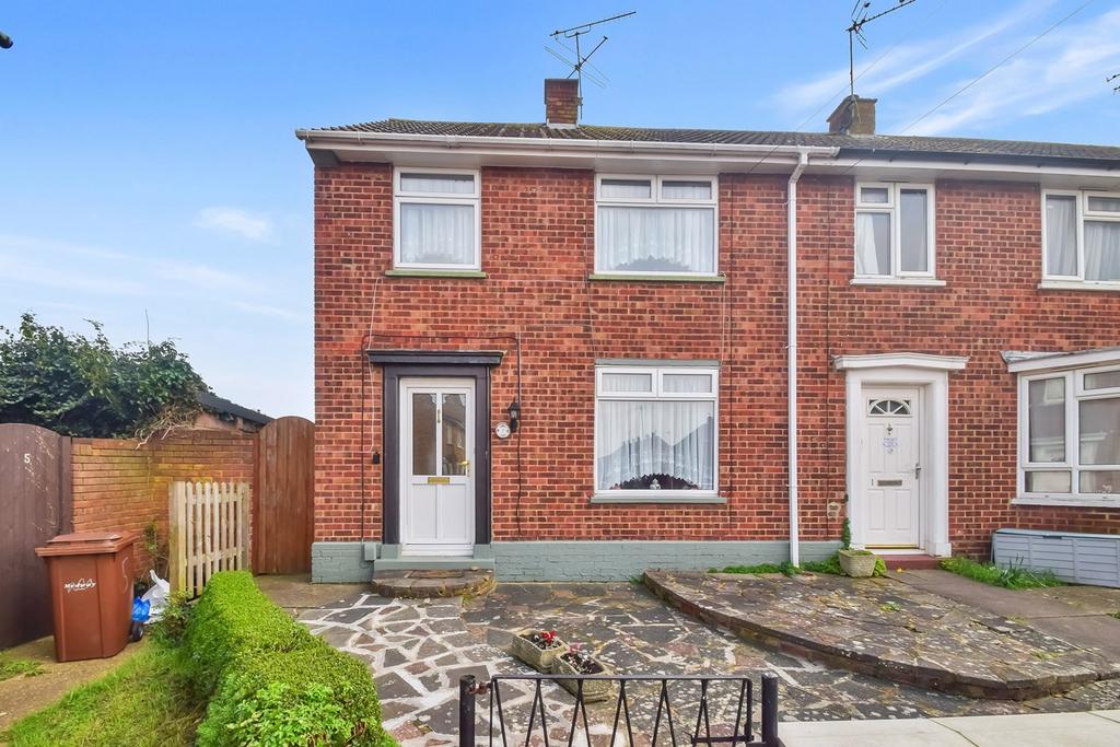 Winchester Way, Rainham,Gillingham, ME8 2 bed end of terrace house for