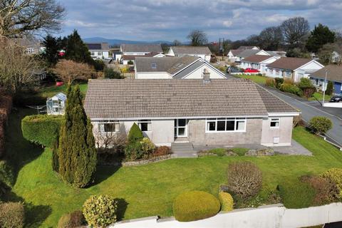 Narberth - 3 bedroom detached bungalow for sale