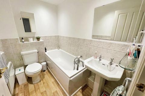 14 Birch End, Warwick, CV34 5GQ