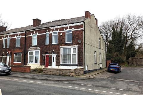 3 bedroom end of terrace house for sale, Manchester Road, Westhoughton, Bolton