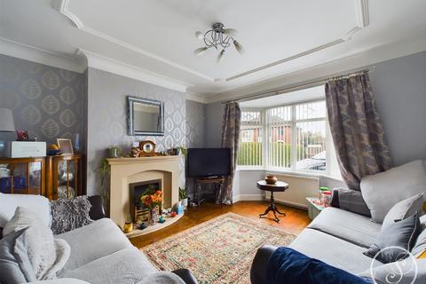 3 bedroom semi-detached house for sale, Selby Road, Leeds