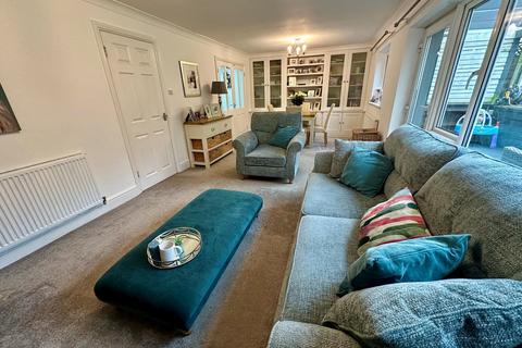 39 Clearsprings, Lightwater, GU18 5YL