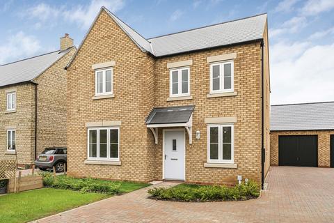 4 bedroom detached house for sale, HOLDEN at Hemins Place at Kingsmere Heaton Road (off Vendee Drive), Bicester OX26
