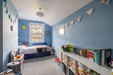 70 Chipstead Valley Road, Coulsdon, CR5 3BA