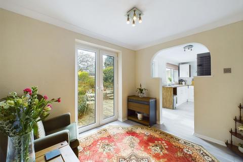 7 Kingsway, Northampton, NN2 8HD