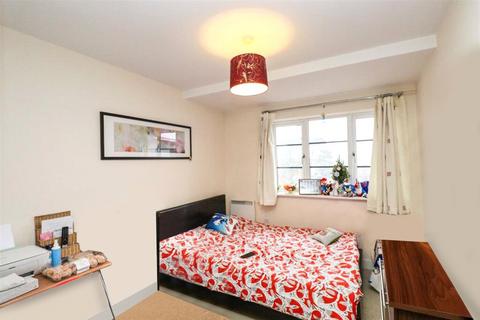 1 bedroom apartment for sale, Farnborough, Hampshire GU14